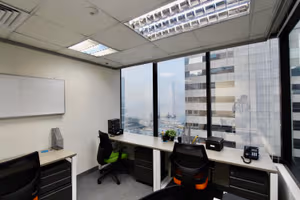 4 Person Private Office