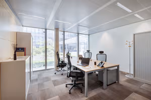 3 Person Private Office