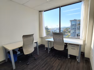 5 Person Private Office