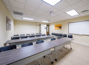 9 Person Private Office