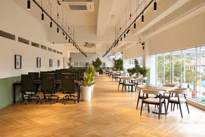 11 Person Private Office