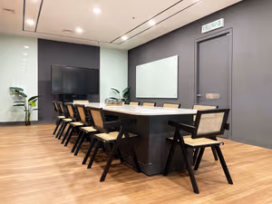 12 Person Private Office