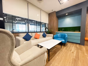 10 Person Private Office