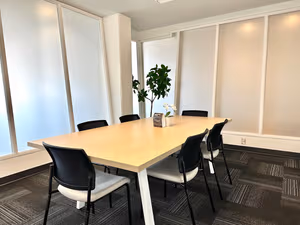 4 Person Coworking Desk