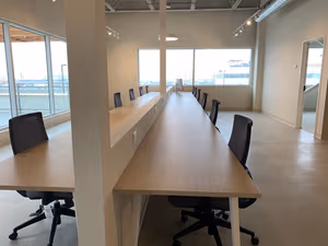 4 Person Coworking Desk