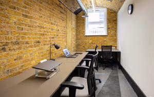 9 Person Private Office