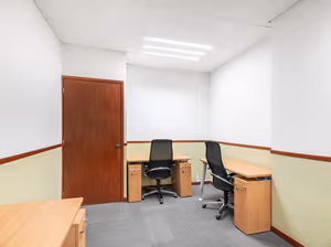 15 Person Private Office