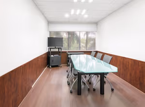 1 Person Coworking Desk