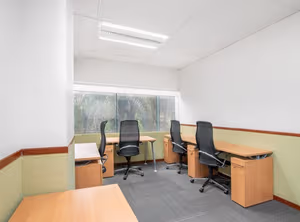 3 Person Private Office