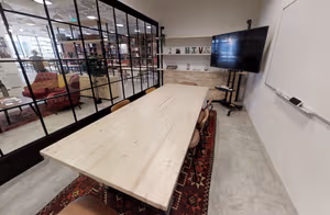 21 Person Private Office