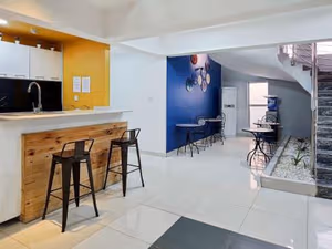 1 Person Private Office