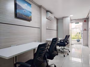3 Person Private Office