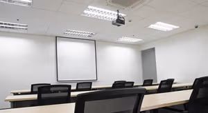 10 Person Private Office