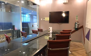 11 Person Private Office