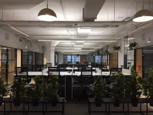 10 Person Private Office