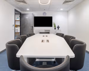 50 Person Private Office