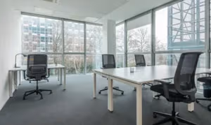 3 Person Private Office