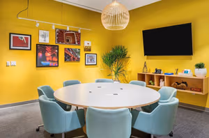 4 Person Private Office