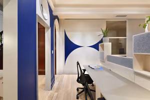 4 Person Coworking Desk