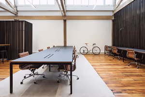 5 Person Coworking Desk