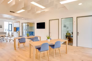 1 Person Virtual Office