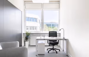 3 Person Private Office