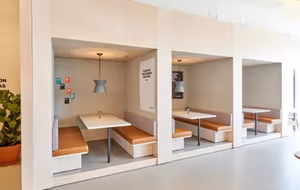1 Person Coworking Desk