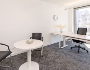 3 Person Private Office