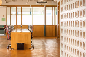 5 Person Coworking Desk