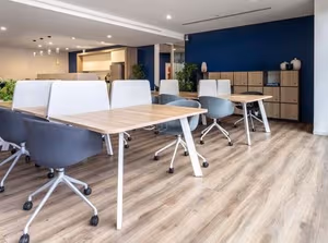 10 Person Private Office