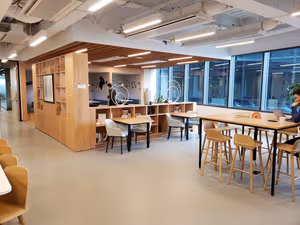 7 Person Private Office