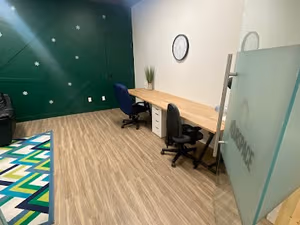 1 Person Coworking Desk