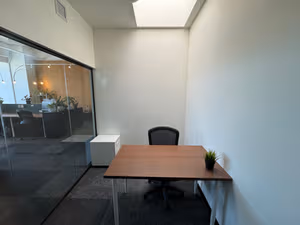 1 Person Coworking Desk