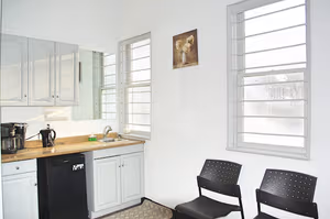 1 Person Private Office
