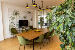 15 Person Private Office