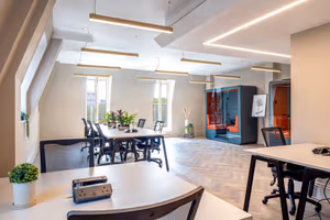 23 Person Private Office