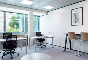 30 Person Private Office