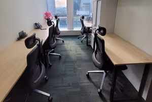 3 Person Private Office