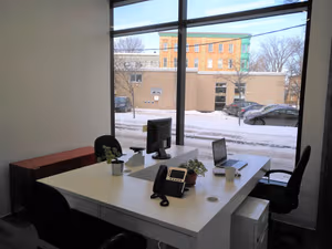 1 Person Coworking Desk