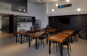 1 Person Coworking Desk