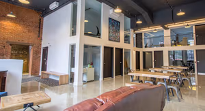 1 Person Coworking Desk