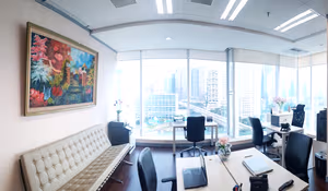 4 Person Private Office