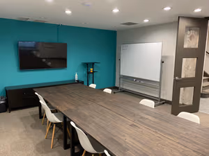 4 Person Coworking Desk