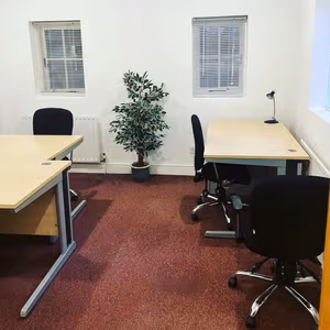 4 Person Private Office