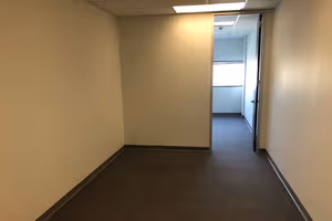 4 Person Private Office