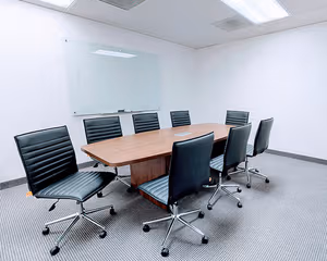 3 Person Private Office