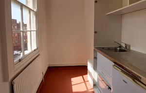 8 Person Private Office
