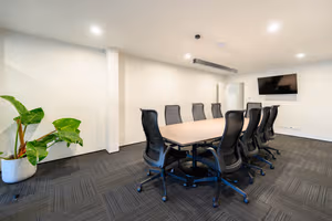 5 Person Private Office