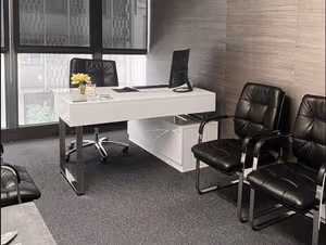 1 Person Private Office