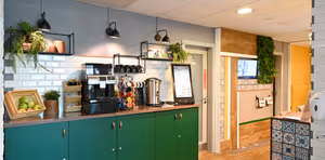 10 Person Coworking Desk